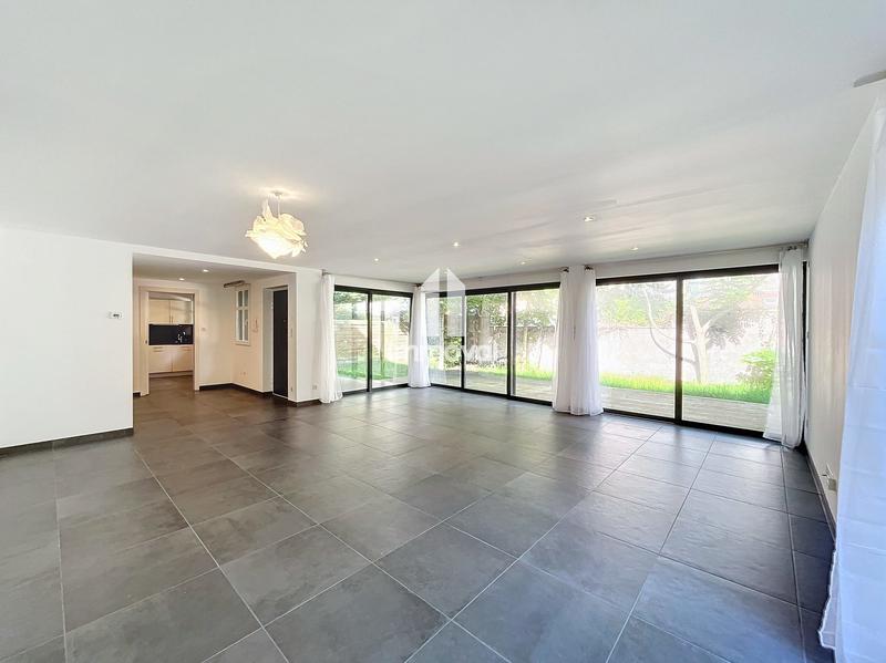 Maison contemporaine - 118 m² - 4 pièces