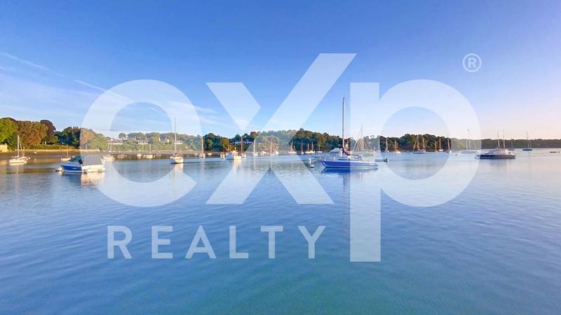 Maison - 242 m² - 7 pièces