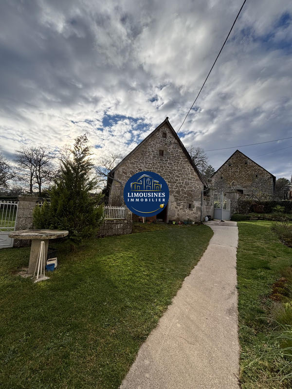 Maison - 224 m² - 8 pièces