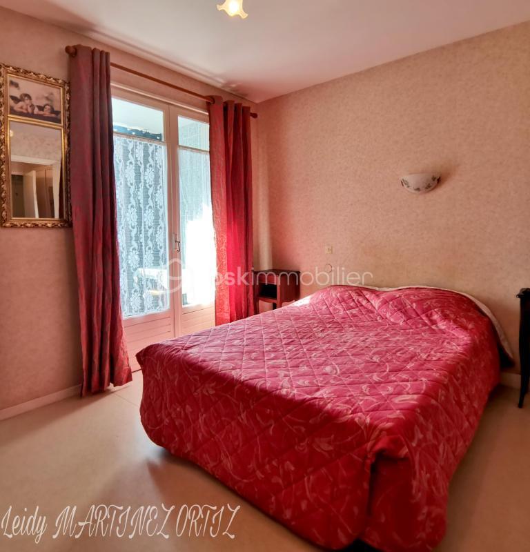 Immeuble - 330 m² - 12 pièces