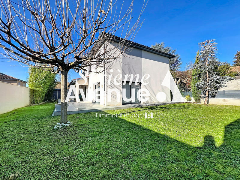 Maison - 165 m² - 7 pièces