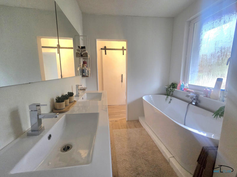 Maison - 105 m² - 4 pièces