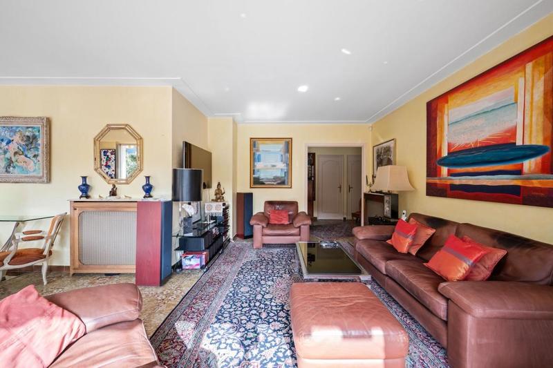 Appartement - 122 m² - 5 pièces