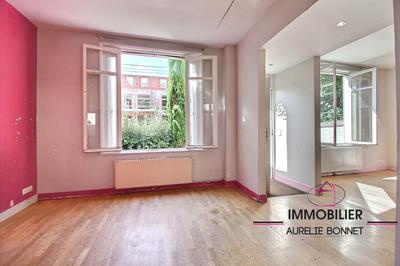 Maison - 180 m² - 7 pièces