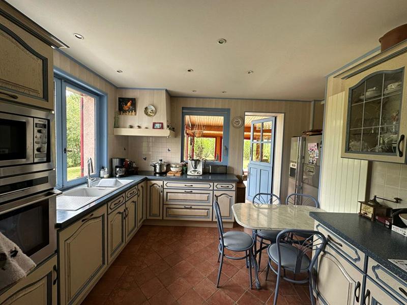 Maison - 190 m² - 8 pièces