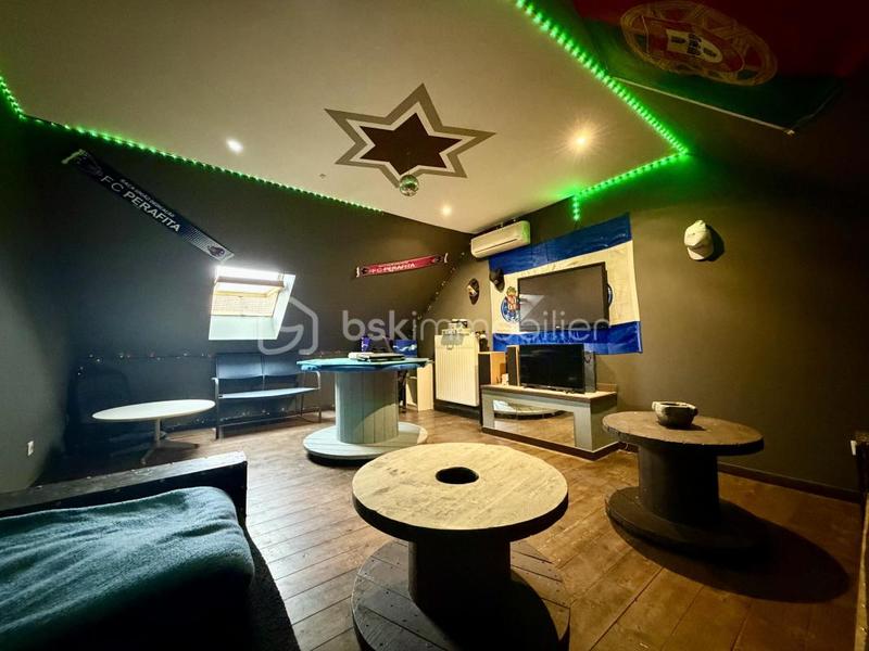 Maison - 105 m² - 4 pièces