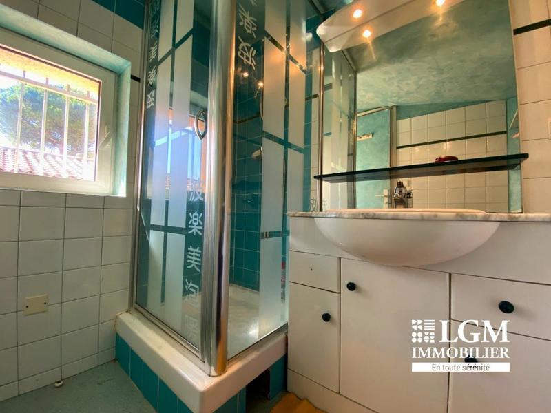 Maison - 206 m² - 7 pièces