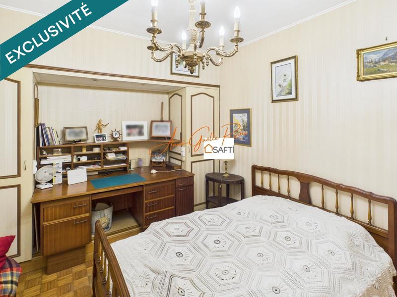 Maison - 255 m² - 9 pièces