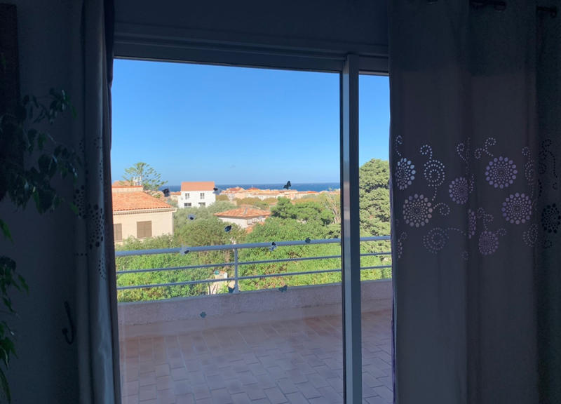 Maison - 217 m² - 8 pièces