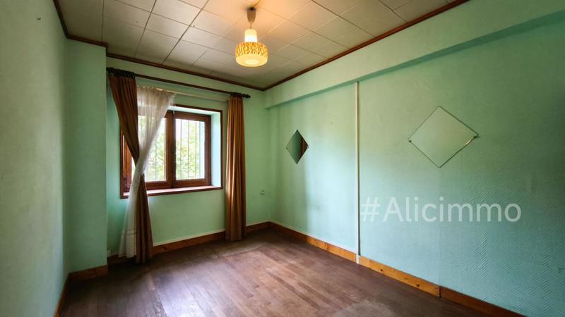 Maison - 150 m² - 8 pièces