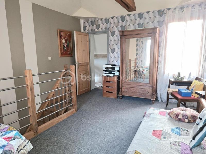 Propriété - 358 m² - 7 pièces