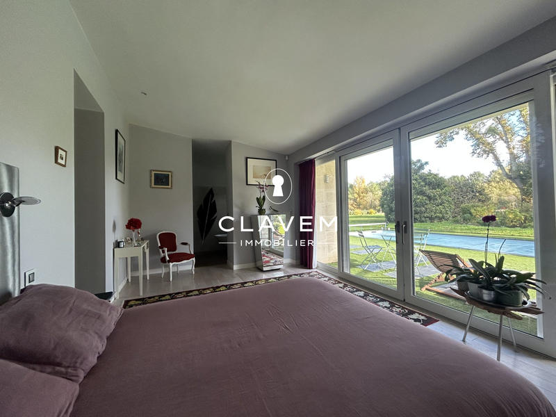 Maison - 208 m² - 7 pièces