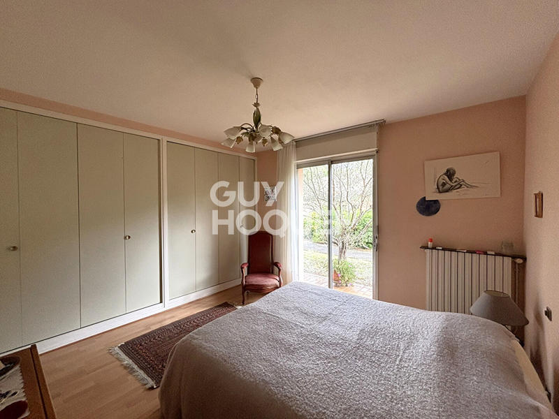 Maison - 190 m² - 6 pièces