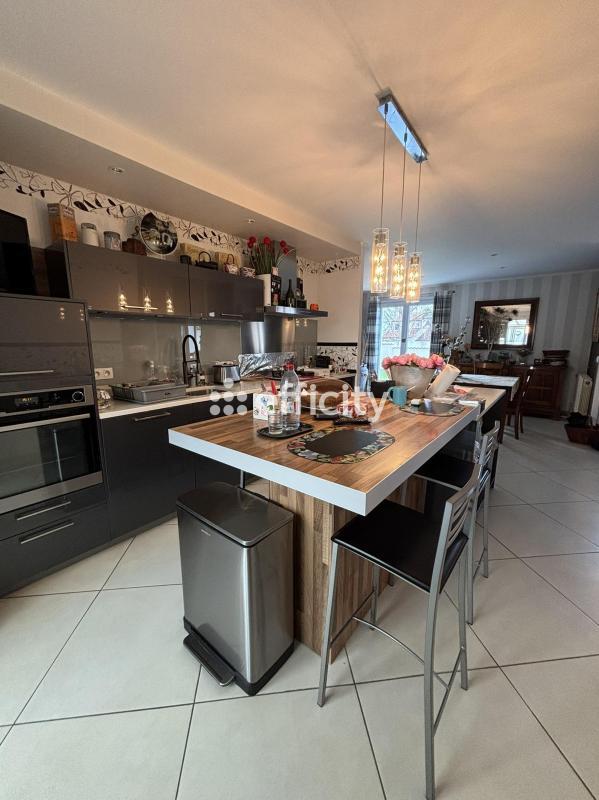 Pavillon - 147 m² - 5 pièces