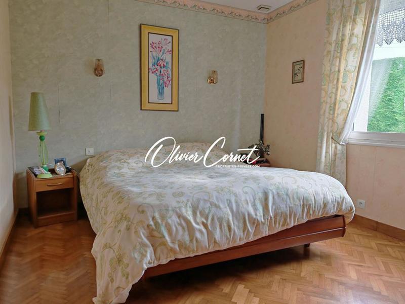 Maison - 137 m² - 6 pièces