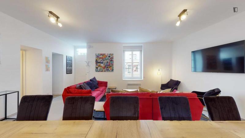 Chambre - 24 m² - 13 pièces