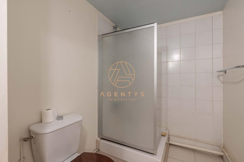 Maison - 265 m² - 7 pièces