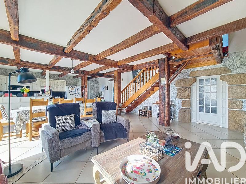 Maison - 143 m² - 5 pièces