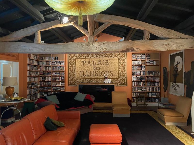 Demeure - 802 m² - 15 pièces