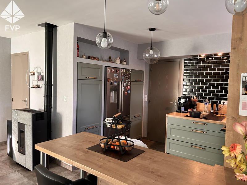 Maison - 110 m² - 5 pièces