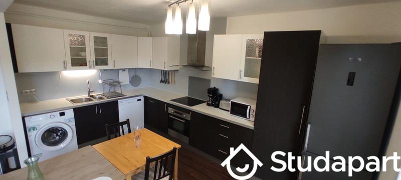 Chambre - 12 m² - 1 pièce