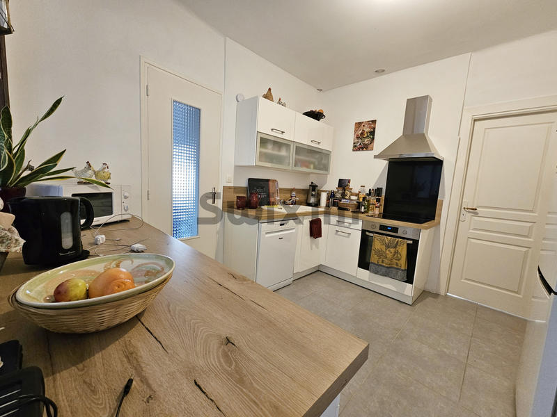 Immeuble - 117 m² - 6 pièces