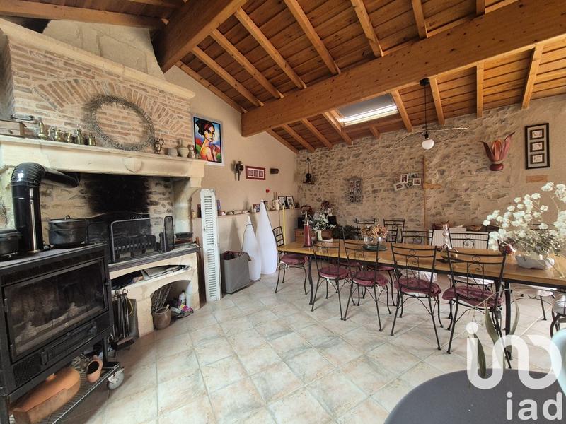 Maison - 227 m² - 6 pièces