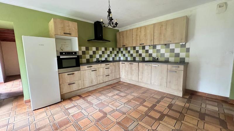 Propriété - 148 m² - 5 pièces