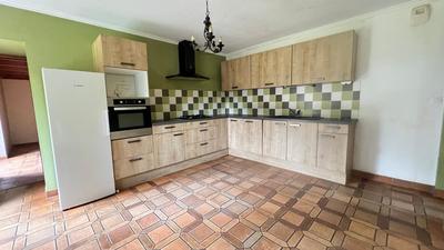 Propriété - 148 m² - 5 pièces