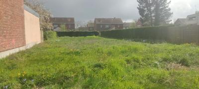 Terrain constructible - 676 m²