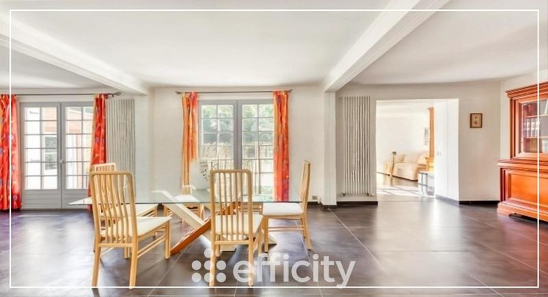 Maison - 180 m² - 7 pièces