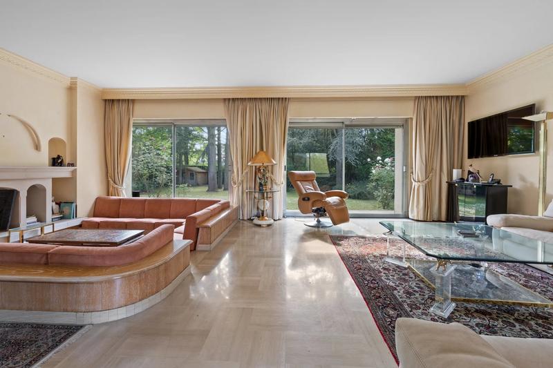 Villa - 286 m² - 8 pièces