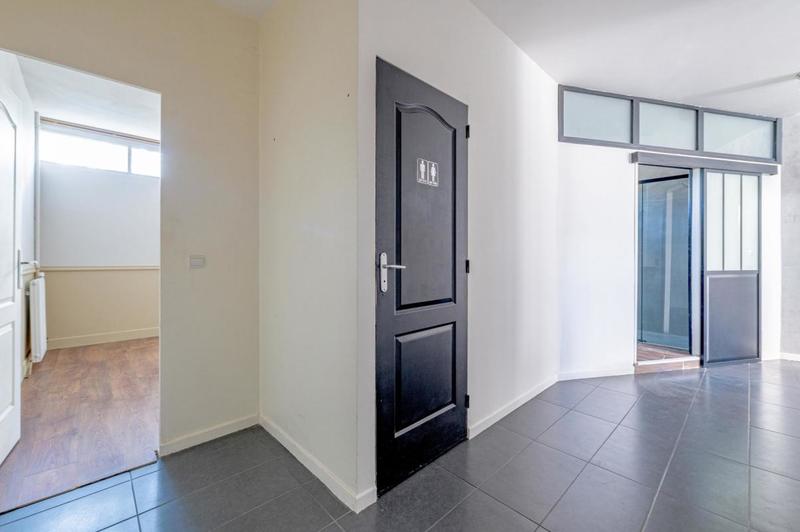 Loft - 107 m² - 5 pièces