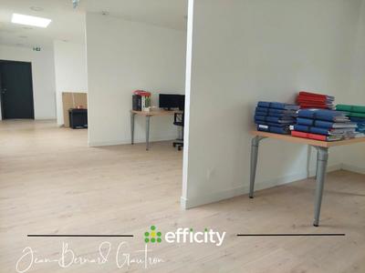 Bureau - 120 m² - 6 pièces