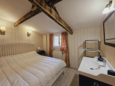 Maison traditionnelle - 90 m² - 5 pièces