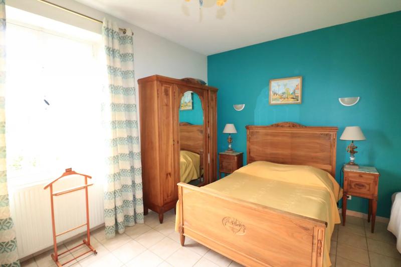 Maison chambre d'hôtes - 331 m² - 16 pièces