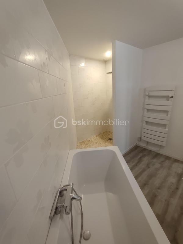 Appartement - 67 m² - 2 pièces