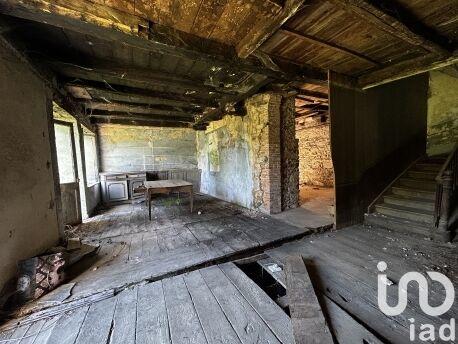 Maison - 330 m² - 6 pièces