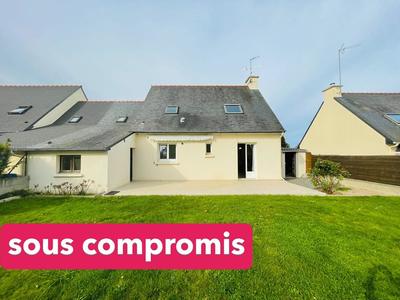 Maison - 98 m² - 5 pièces