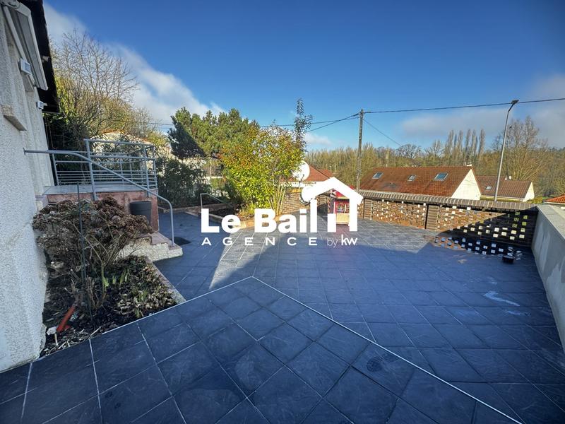 Maison - 105 m² - 5 pièces