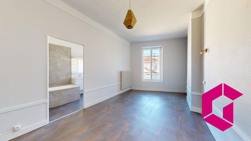 Appartement - 93 m² - 3 pièces