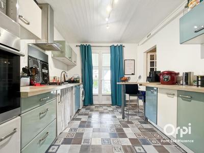 Maison - 97 m² - 4 pièces