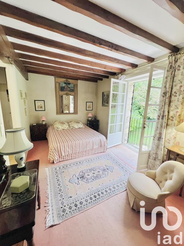 Maison - 275 m² - 9 pièces