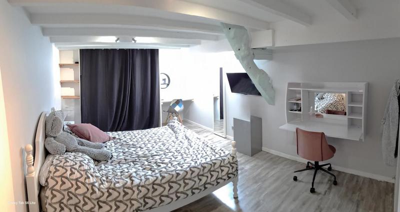 Maison - 280 m² - 8 pièces