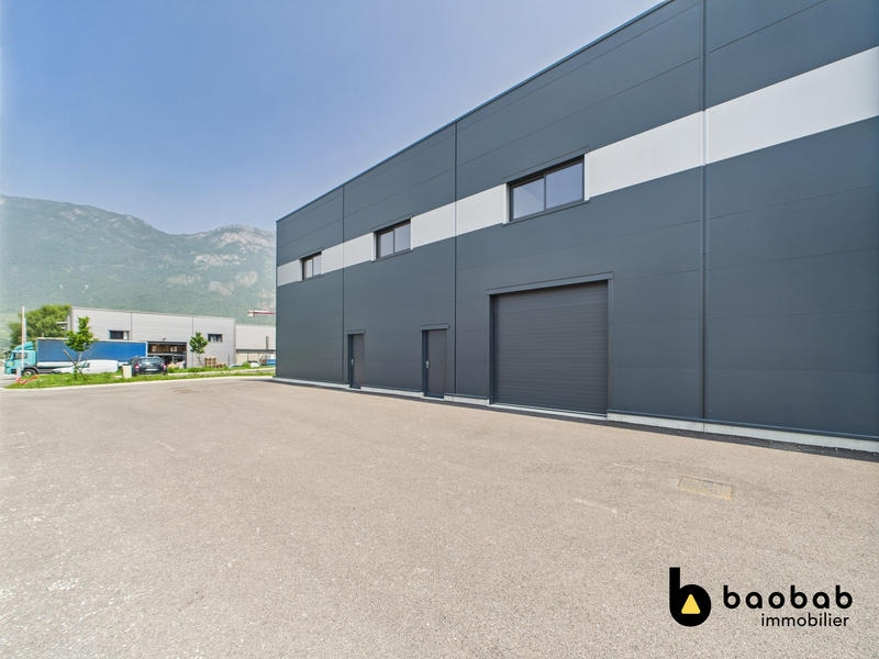 Local d'activités - 400 m²