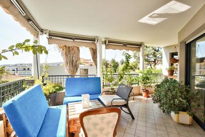 Appartement - 102 m² - 4 pièces