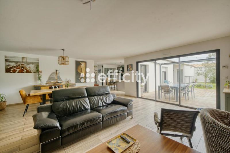 Pavillon - 128 m² - 5 pièces