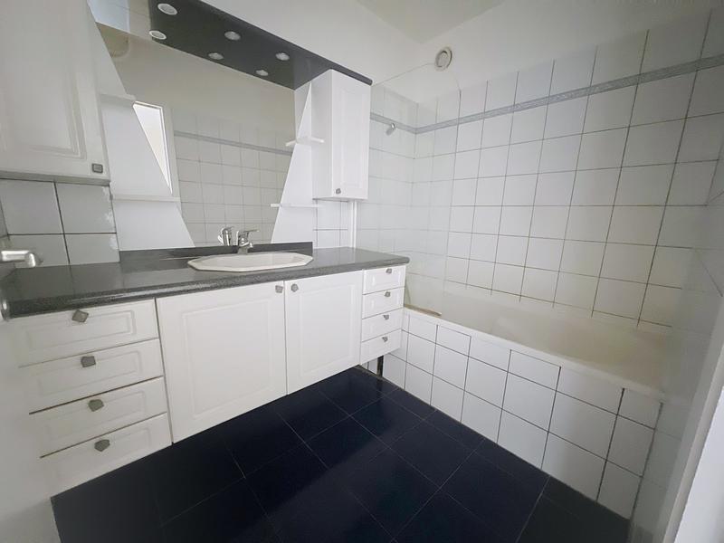 Appartement - 109 m² - 6 pièces