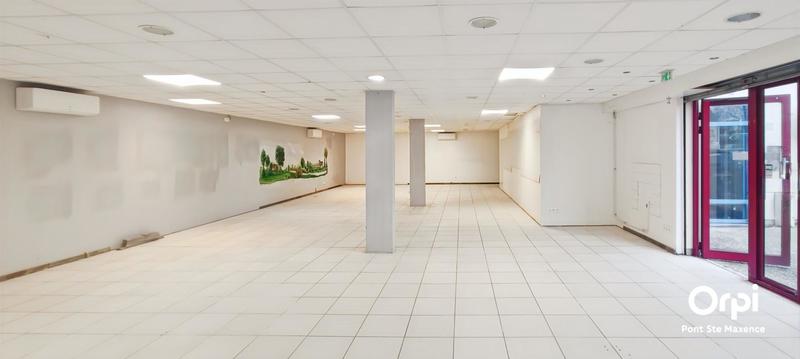 Local commercial - 210 m²