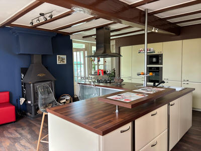 Maison - 159 m² - 6 pièces